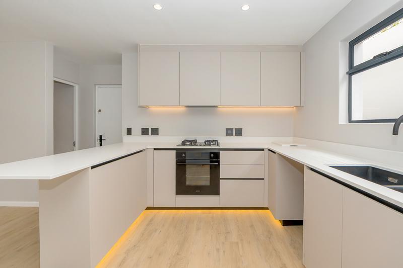 To Let 3 Bedroom Property for Rent in Camps Bay Western Cape